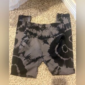 PINK Active Tie-Dye Ribbed Leggings - Black and Gray